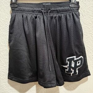 Inaka Power Women’s Short NWOT size small
